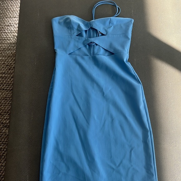 Zara cut out dress - Picture 4 of 6